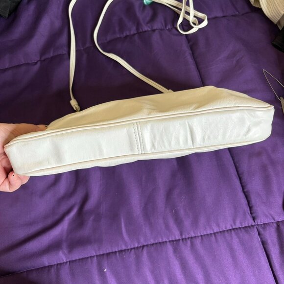 Vintage 80s Etienne Aigner Leather Crossbody Handbag White Gold Removable Strap - Picture 5 of 8